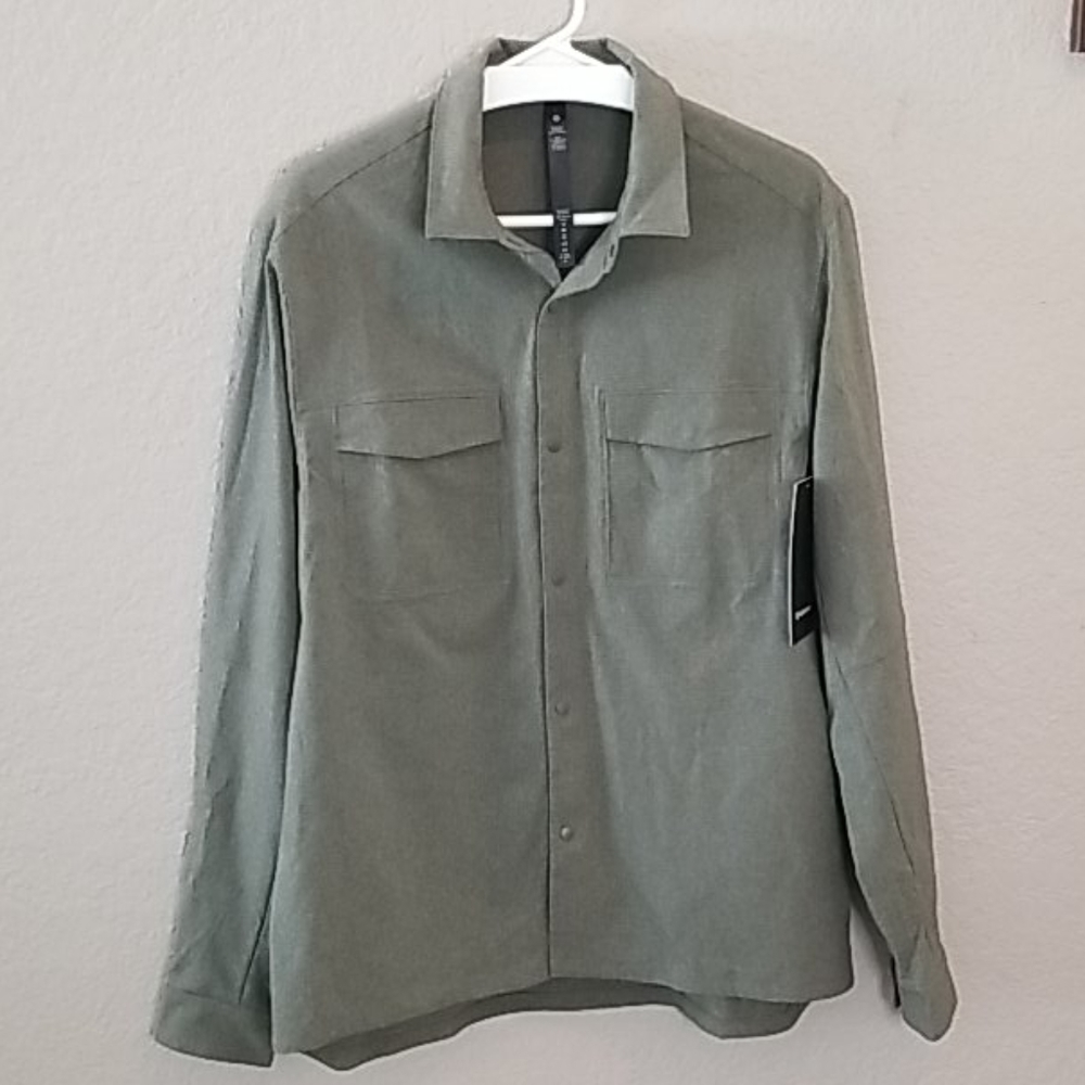 Lululemon Mens shirt
